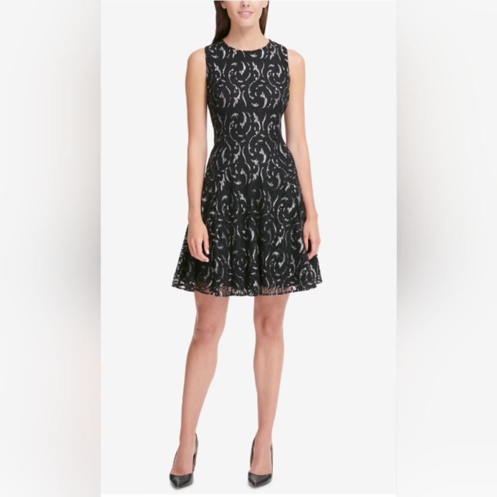 Ronni Nicole Monochrome Swirl Dress